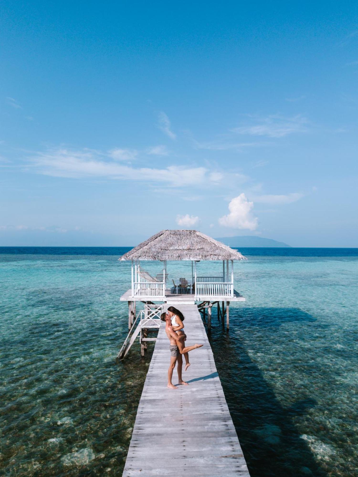 Reconnect - Private Island Resort & Dive Center Togean - Buka Buka Island Ampana Exterior photo